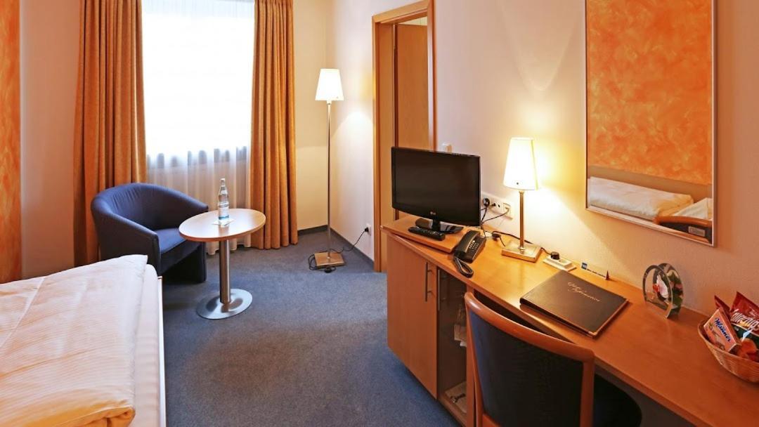 Hotel Graf Lehndorff zur Messe München Exterior foto